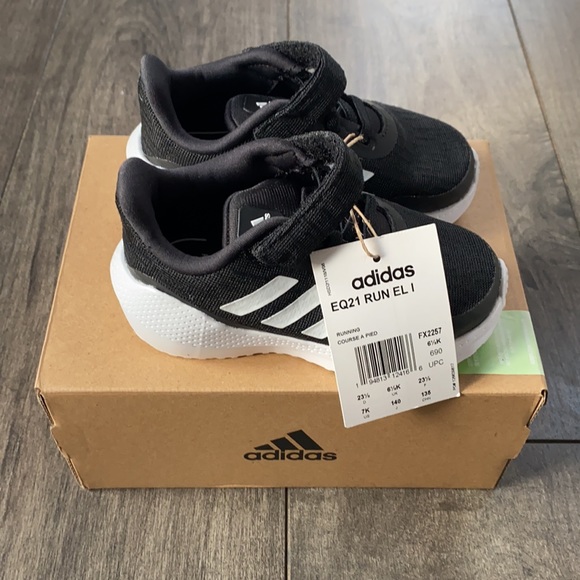 Adidas EQ21 toddler running shoes - Picture 2 of 8